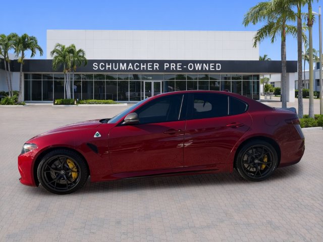 Used 2019 Alfa Romeo Giulia Quadrifoglio w/ Driver Assist Dynamic Package RWD image 4