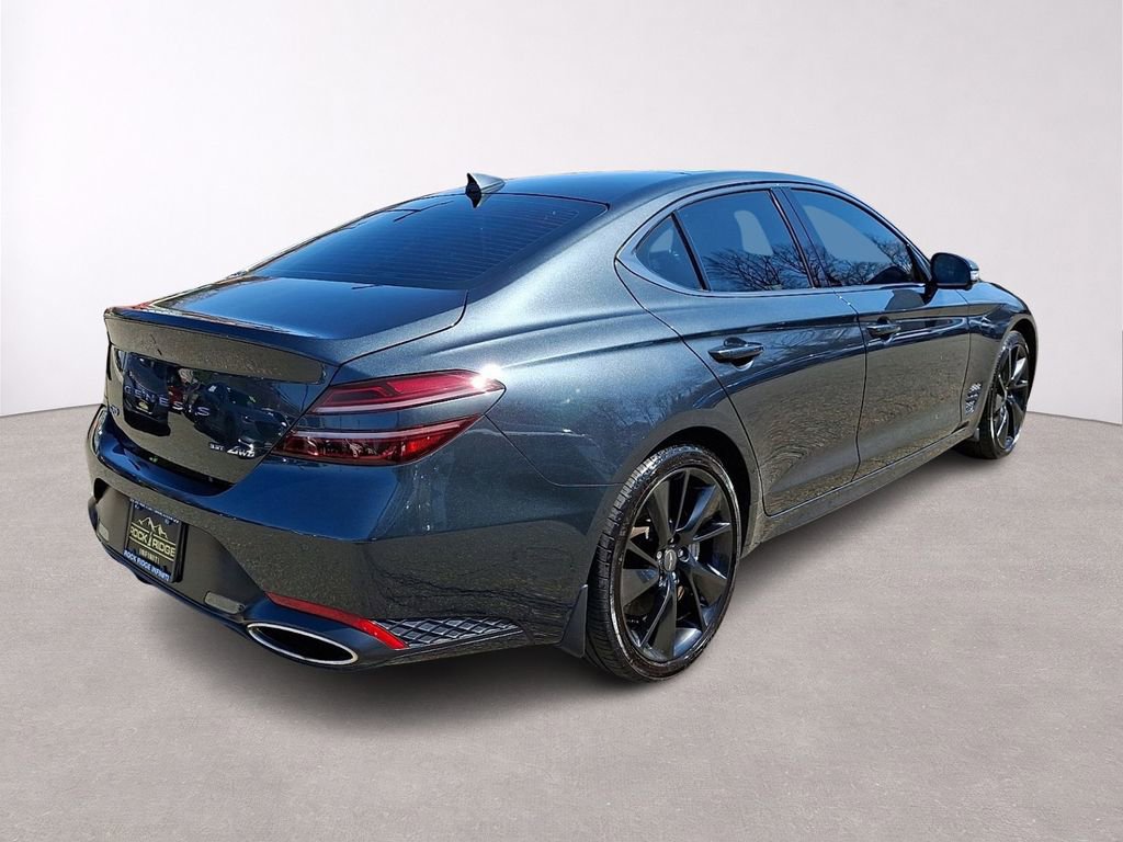 Used 2023 Genesis G70 3.3T w/ Sport Prestige Package image 7