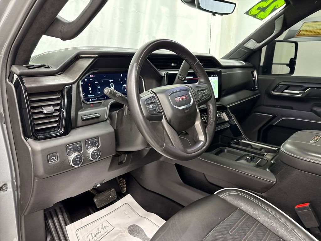 Used 2025 GMC Sierra 2500 AT4X image 20
