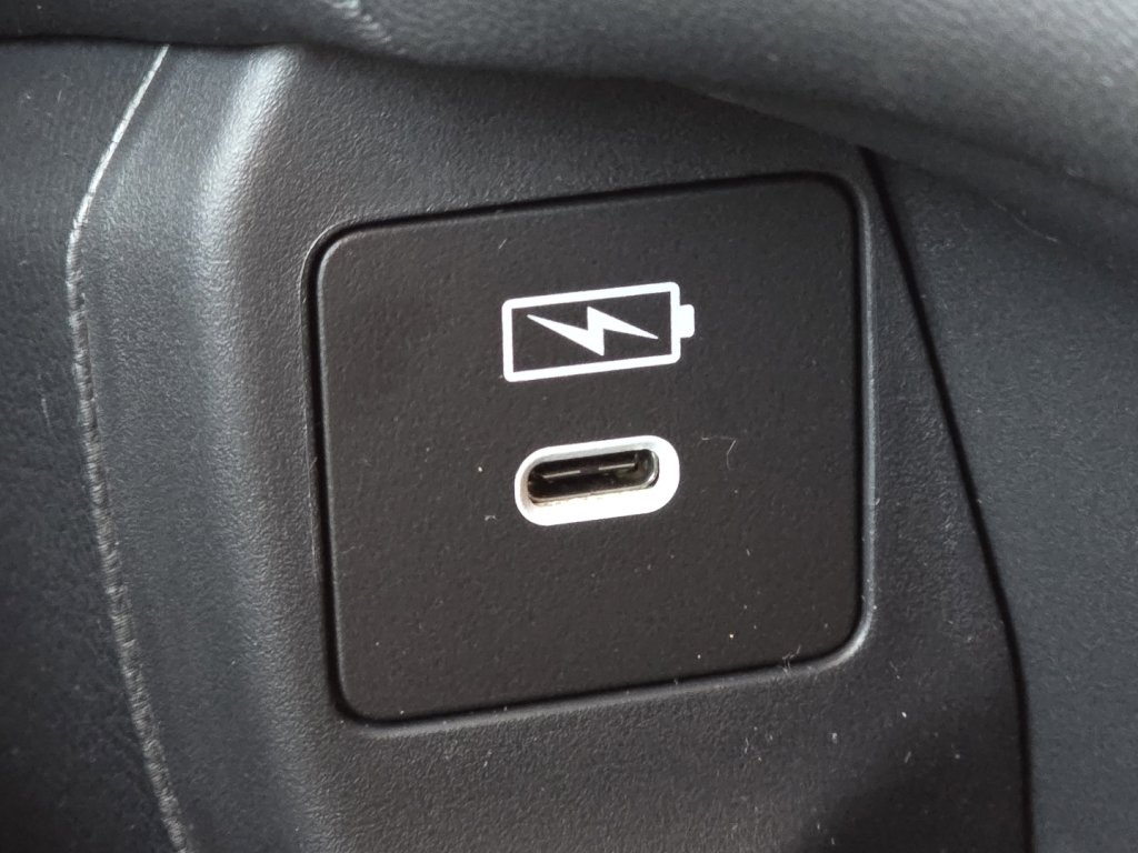 New 2026 Honda HR-V LX image 8