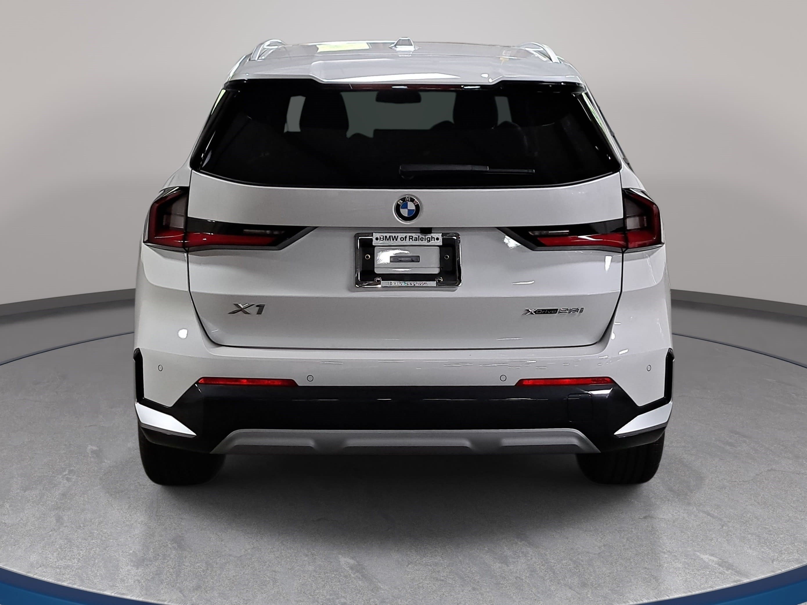New 2026 BMW X1 xDrive28i w/ Technology Package AWD/4WD image 6