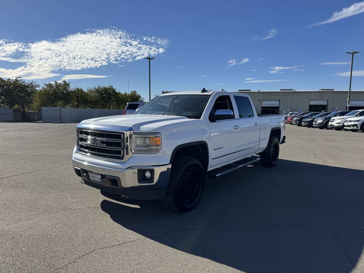 Used 2015 GMC Sierra 1500 SLT w/ SLT Crew Cab Value Package image 5