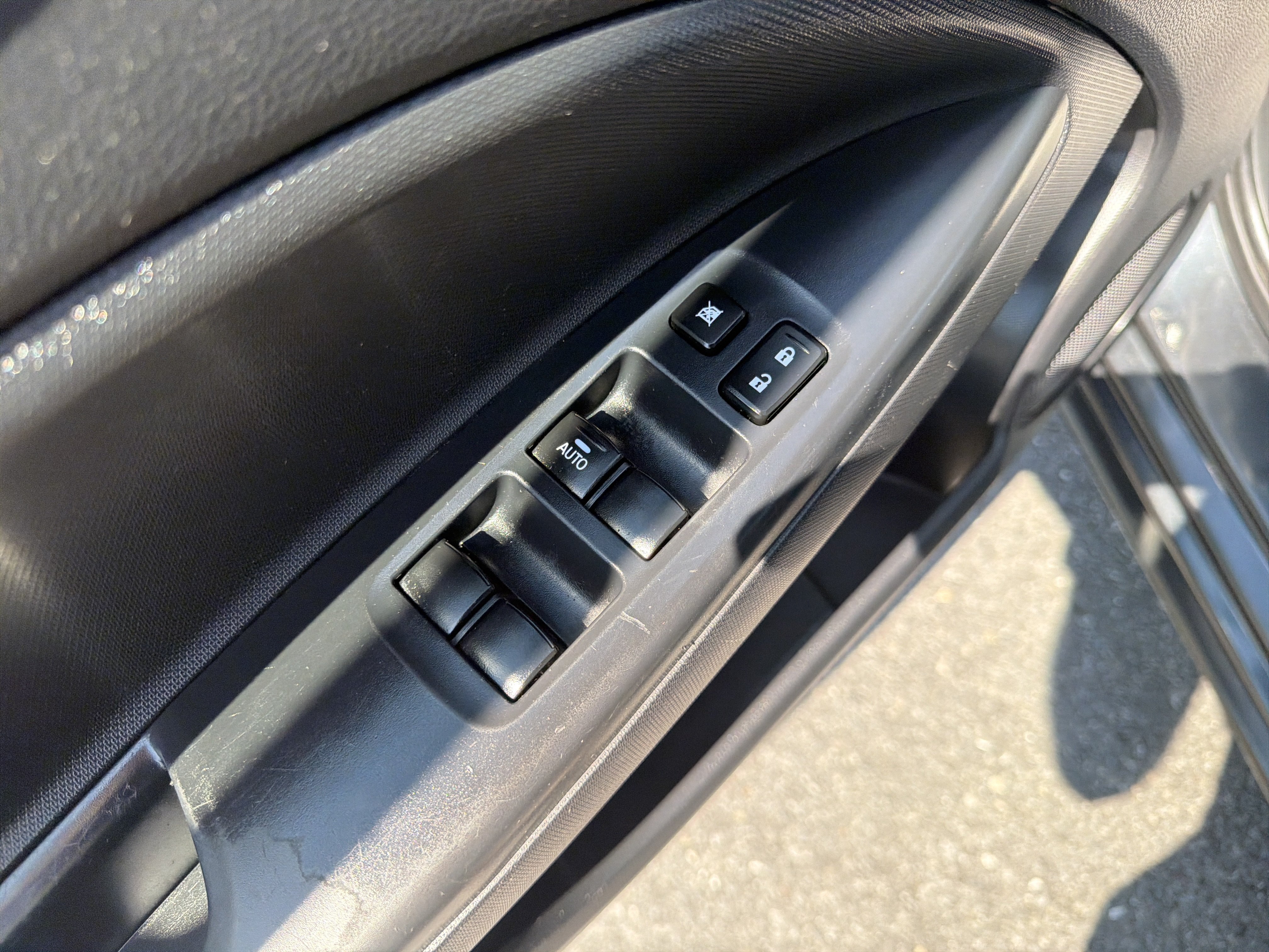 Used 2024 Mitsubishi Mirage ES FWD image 16