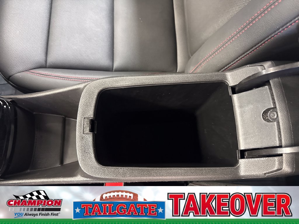 Used 2025 Chevrolet Trax RS w/ Sunroof Package FWD image 33