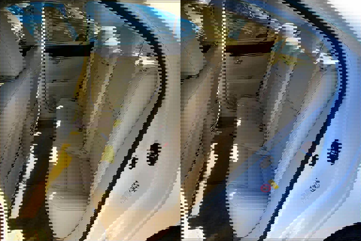 Used 2013 Lexus ES 350 w/ Luxury Pkg image 21