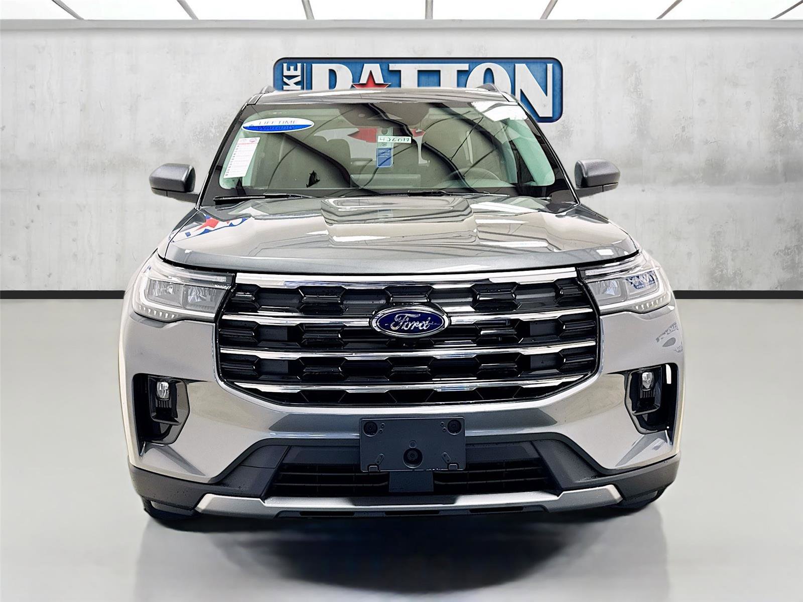 New 2026 Ford Explorer Active w/ Active Comfort Package image 2