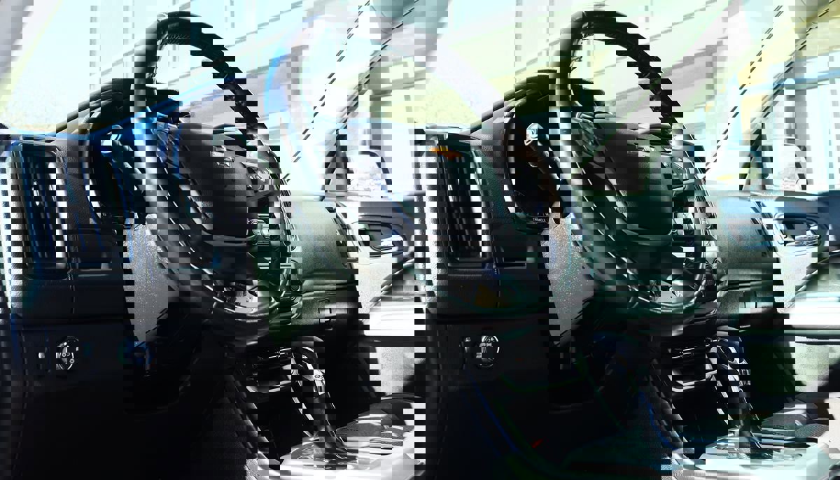 Used 2022 Chevrolet Colorado LT w/ Fleet Safety Package image 34