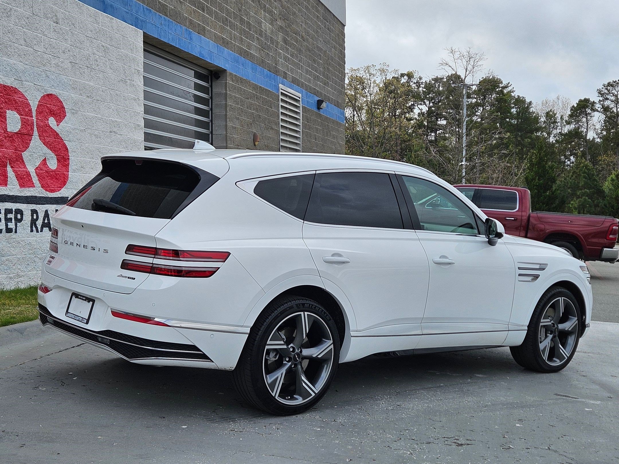 Used 2025 Genesis GV80 3.5T Prestige image 7