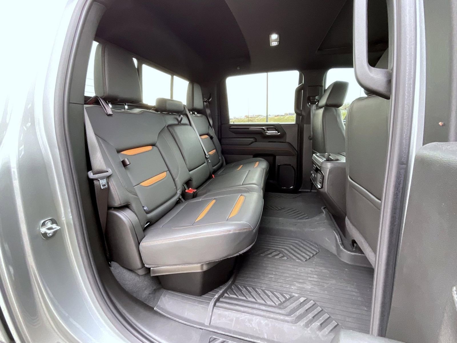 Certified 2024 GMC Sierra 2500 AT4 w/ AT4 Premium Plus Package AWD/4WD image 18
