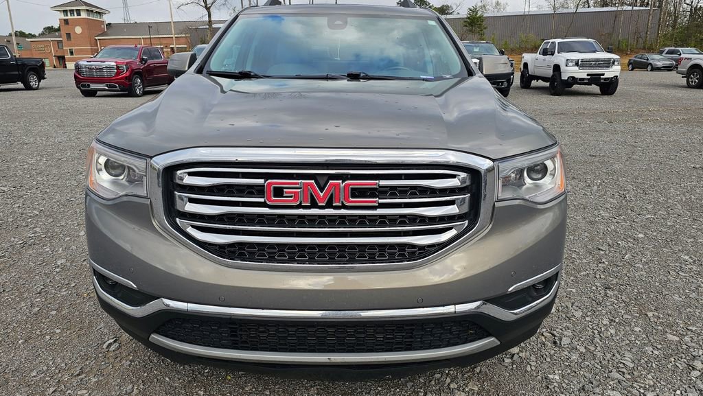 Used 2019 GMC Acadia SLT w/ LPO, Floor Liner Package image 2