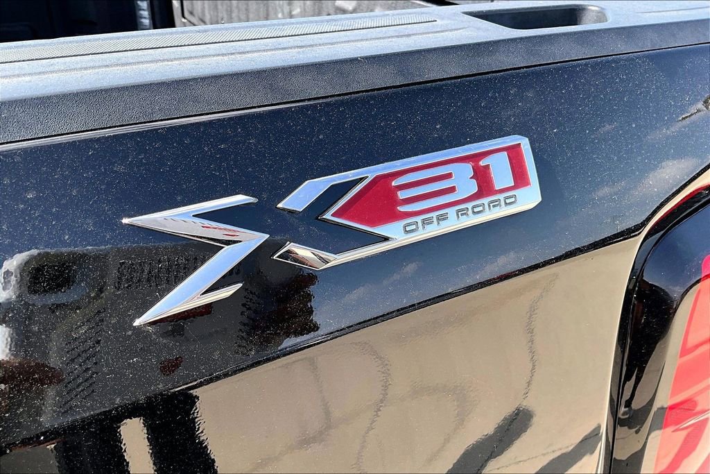 Used 2021 GMC Sierra 1500 SLT w/ SLT Premium Package AWD/4WD image 39