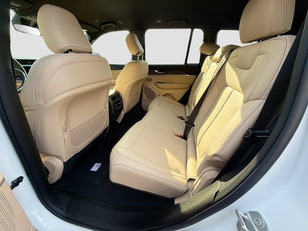 New 2026 Jeep Grand Cherokee Limited AWD/4WD image 21