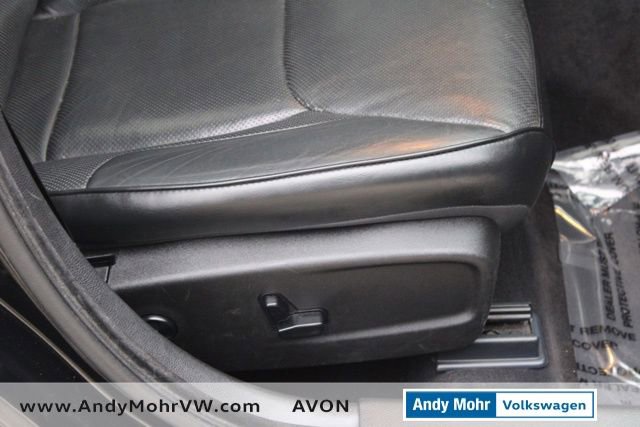 Used 2016 Chrysler 300 C image 20