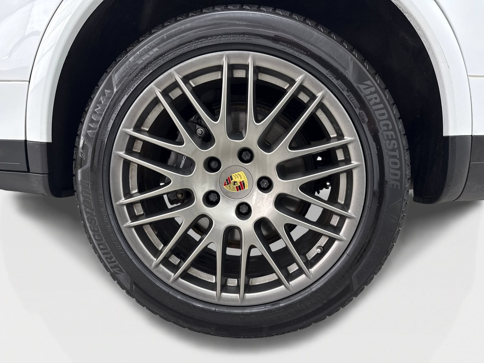 Used 2018 Porsche Cayenne Platinum Edition AWD/4WD image 51