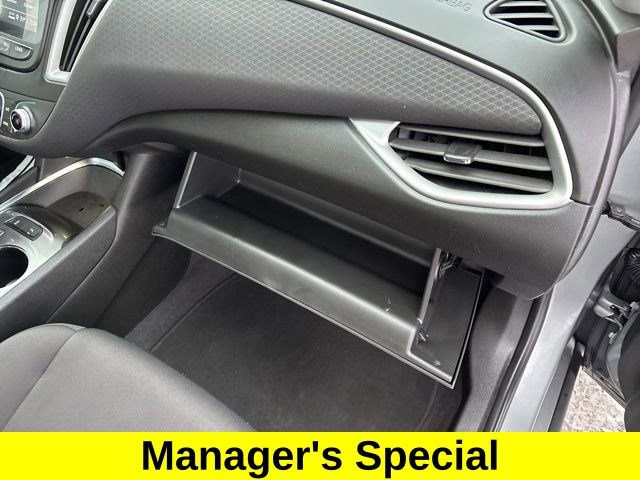 Used 2024 Chevrolet Malibu LT FWD image 42