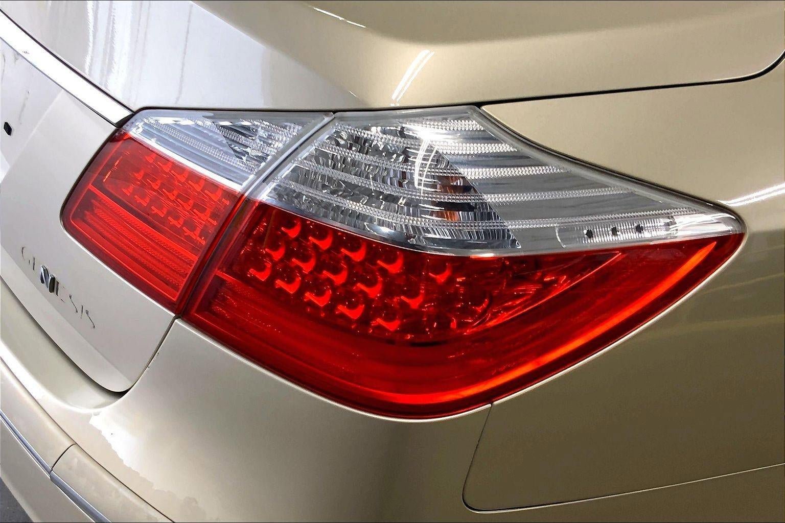 Used 2010 Hyundai Genesis 4.6 w/ Technology Pkg 5 RWD image 25