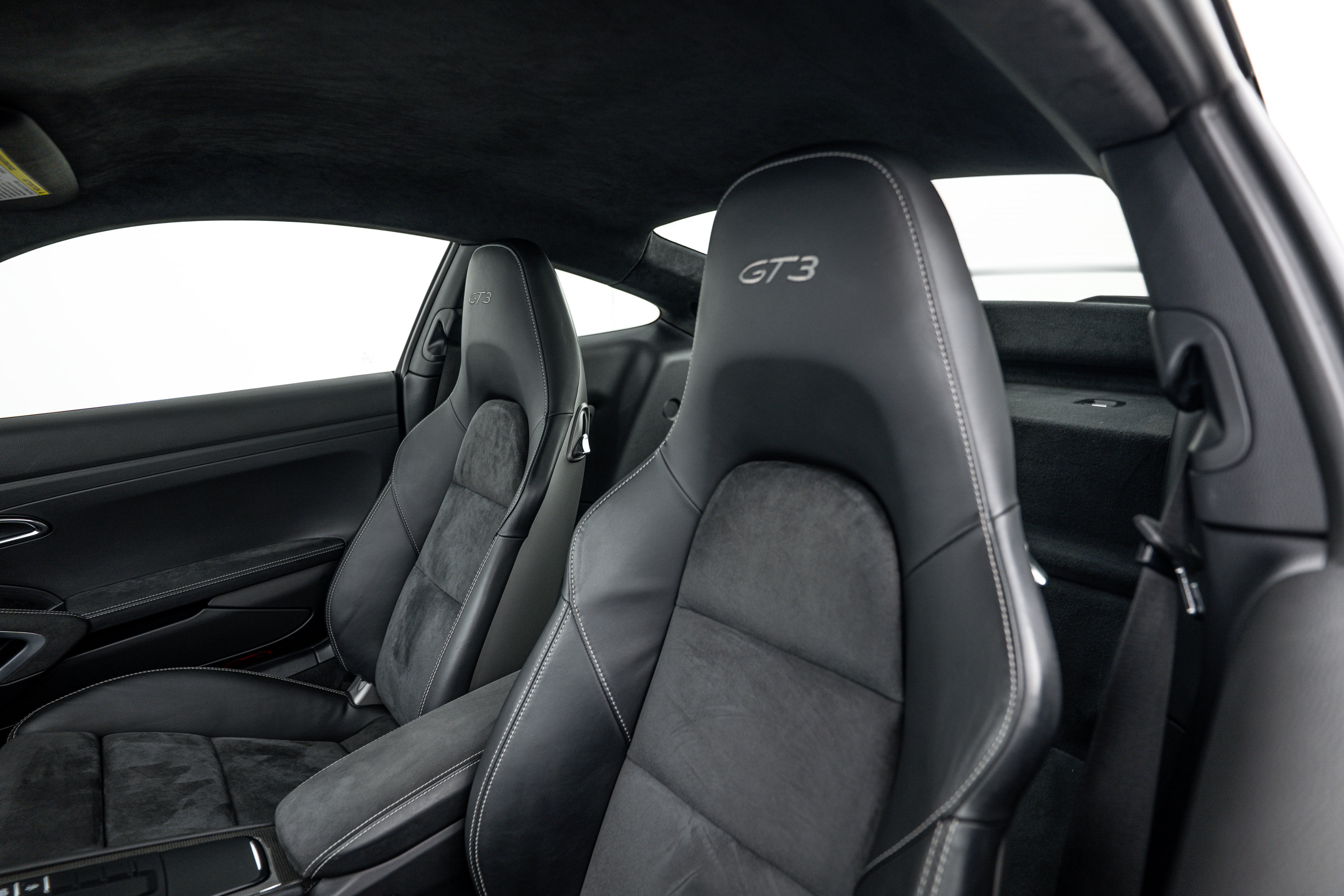 Certified 2018 Porsche 911 GT3 RWD image 23