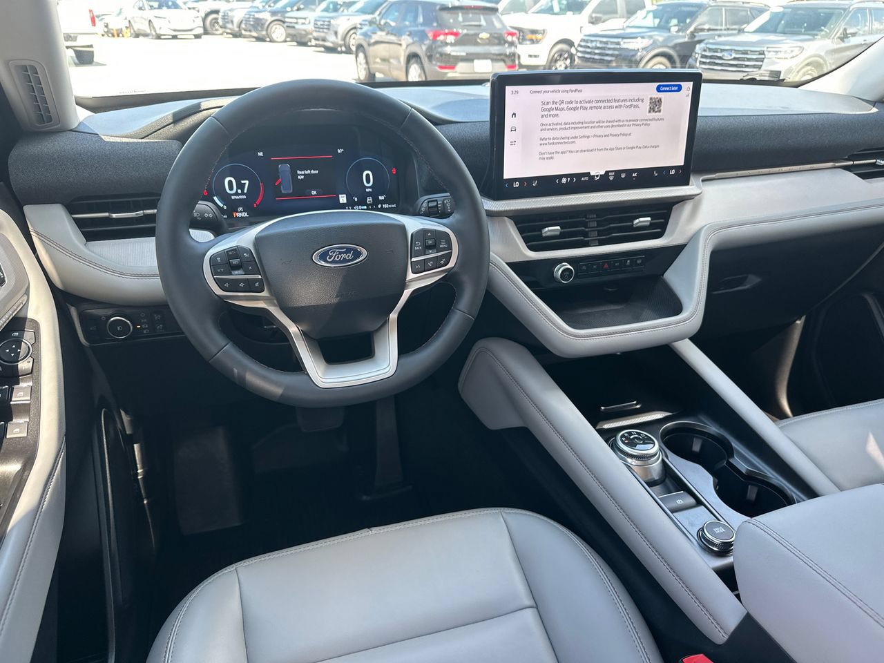 Used 2025 Ford Explorer Active w/ Active Comfort Package AWD/4WD image 25