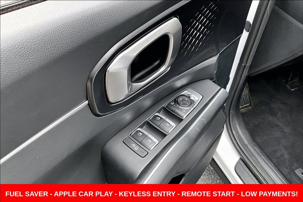 Used 2024 Kia Sorento LX FWD image 25