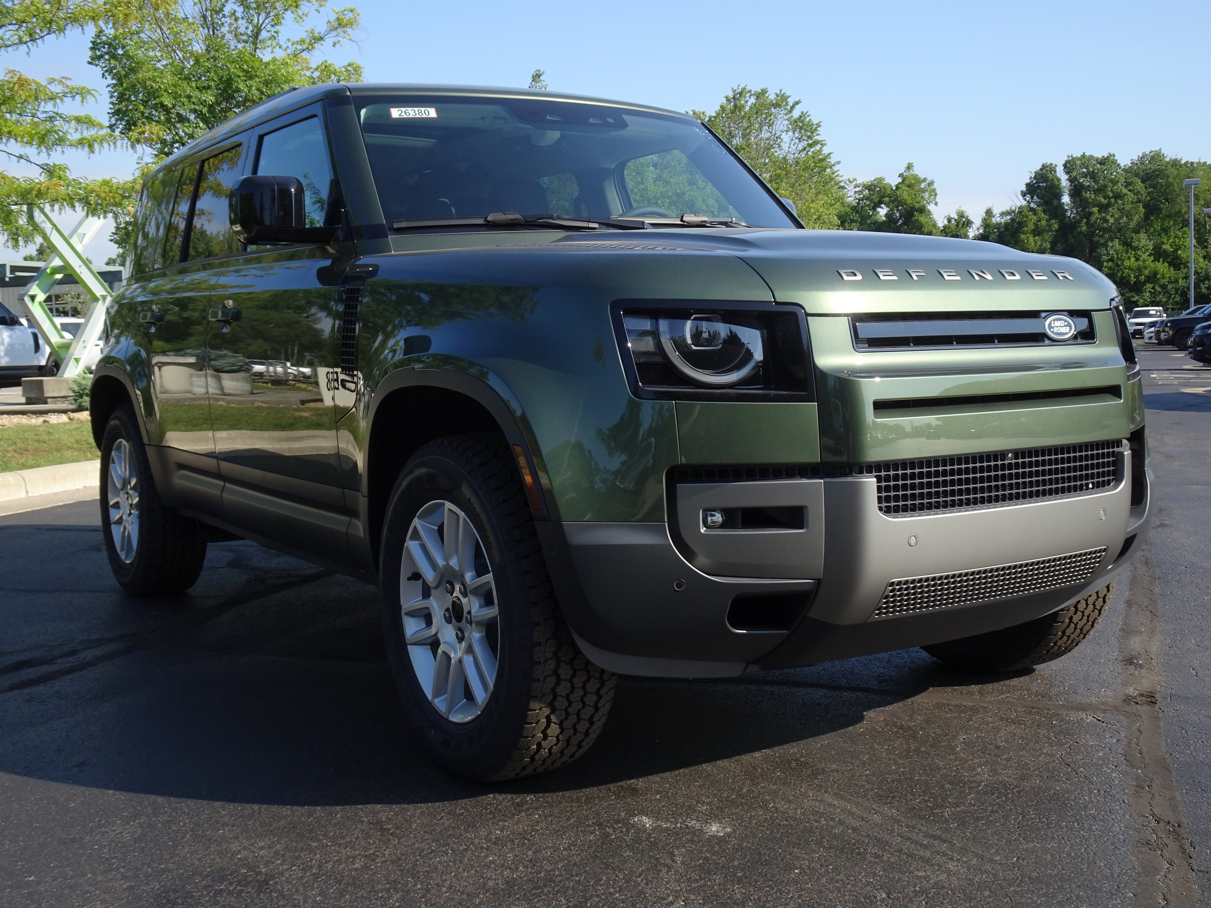 New 2026 Land Rover Defender 110 S AWD/4WD image 13