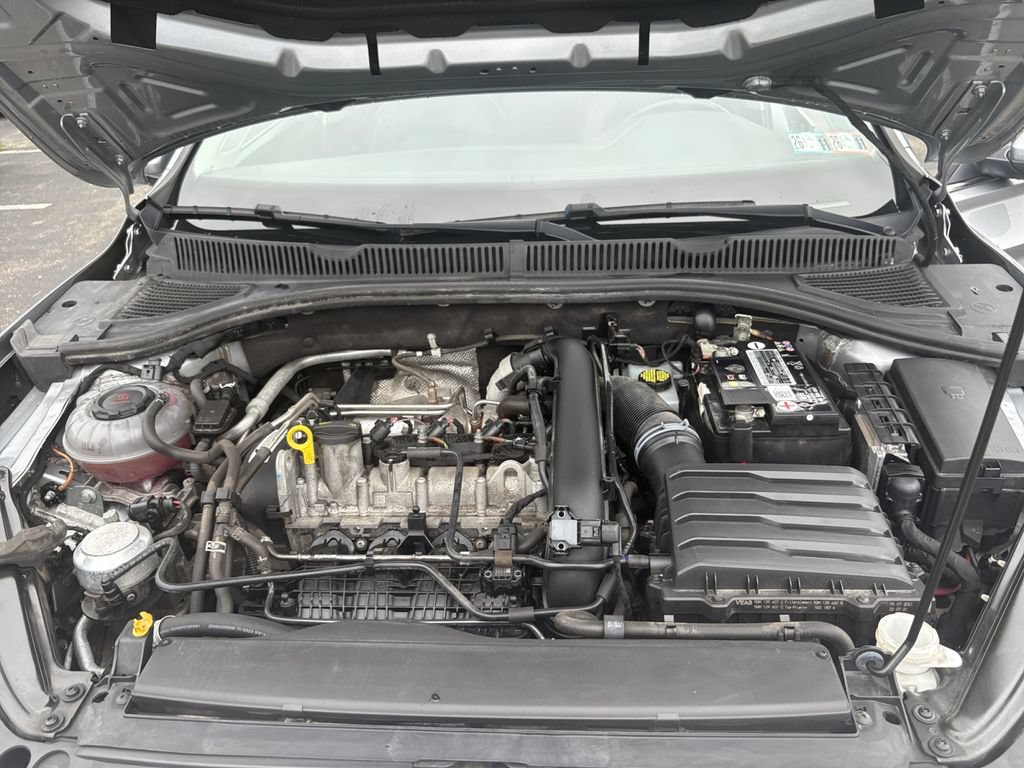 Used 2021 Volkswagen Jetta SEL FWD image 27