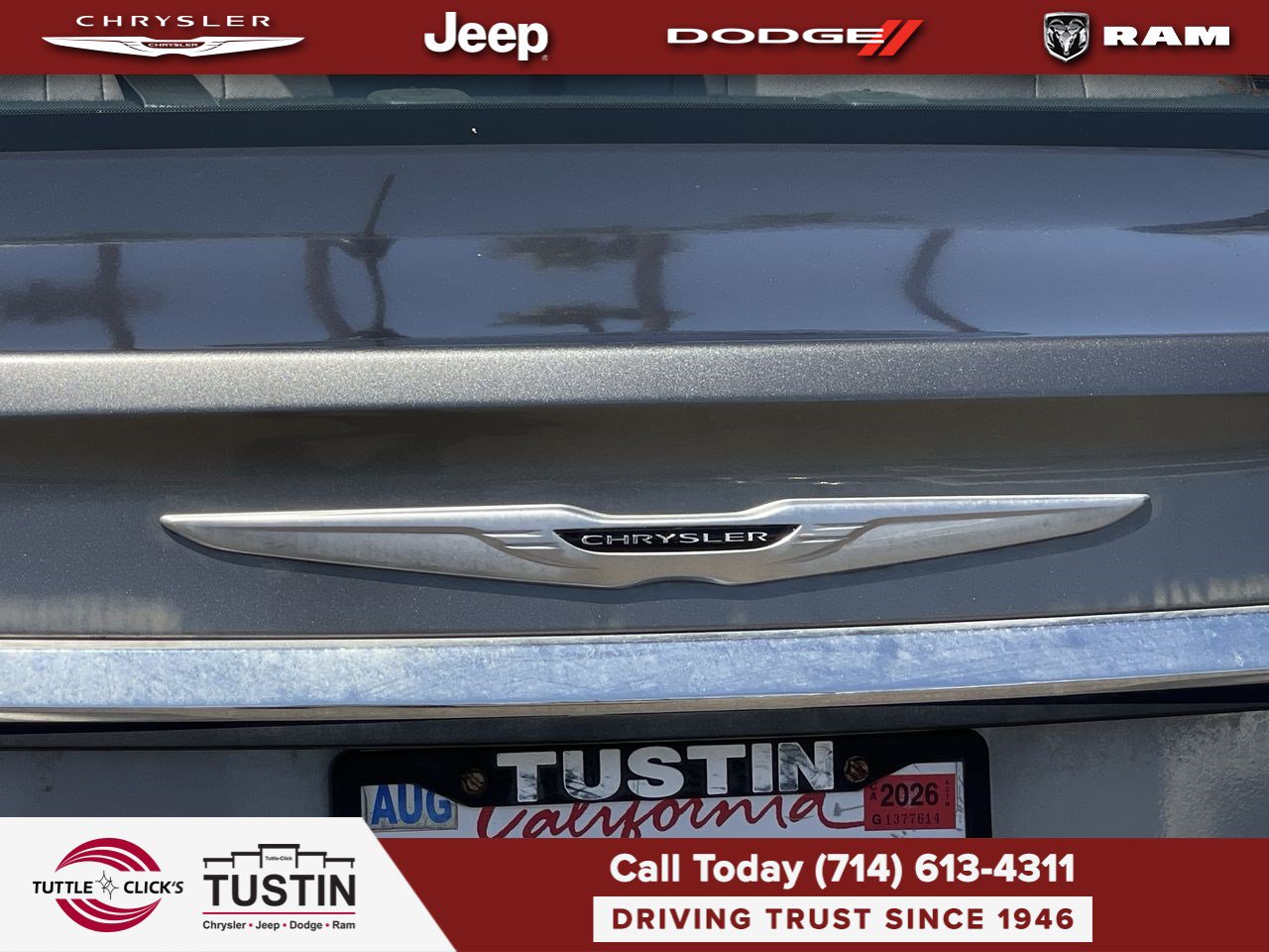 Used 2012 Chrysler 200 Touring w/ Sun/Sound Group FWD image 14
