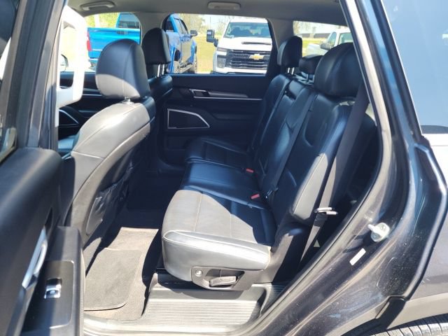 Used 2020 Kia Telluride LX FWD image 17