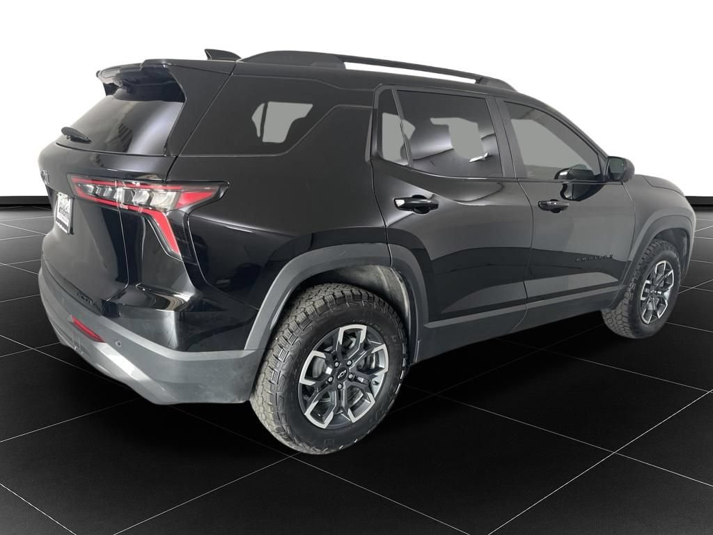 Used 2026 Chevrolet Equinox ACTIV w/ Convenience Package III AWD/4WD image 5