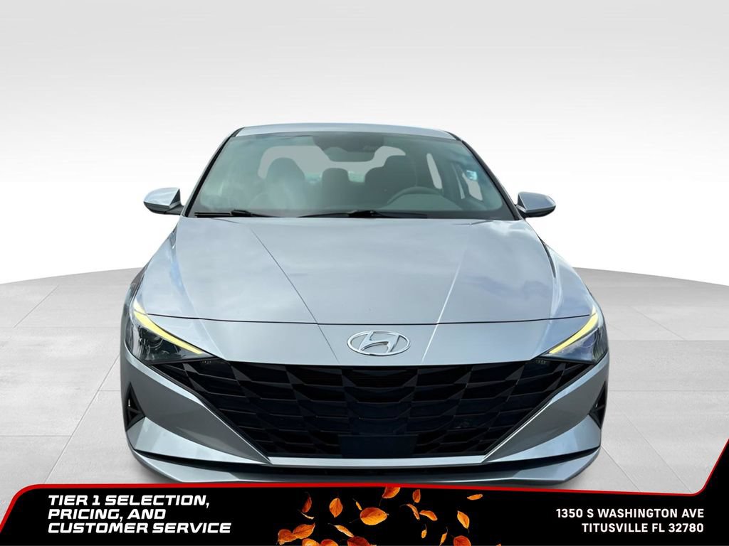 Used 2021 Hyundai Elantra SEL w/ Convenience Package FWD image 11
