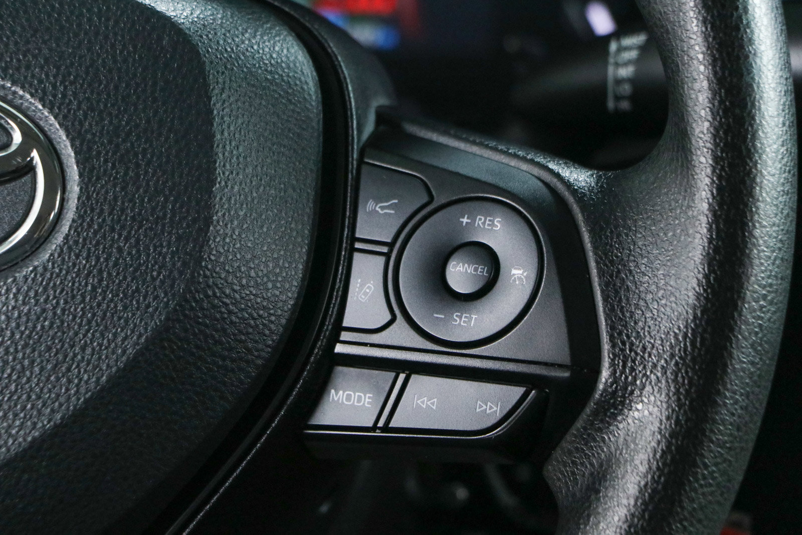 Used 2024 Toyota RAV4 LE image 14