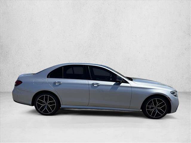 Used 2022 Mercedes-Benz E 450 4MATIC Sedan image 4