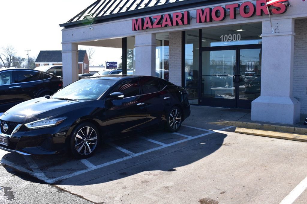 Used 2019 Nissan Maxima 3.5 SL w/ Floor Mat Group FWD image 9