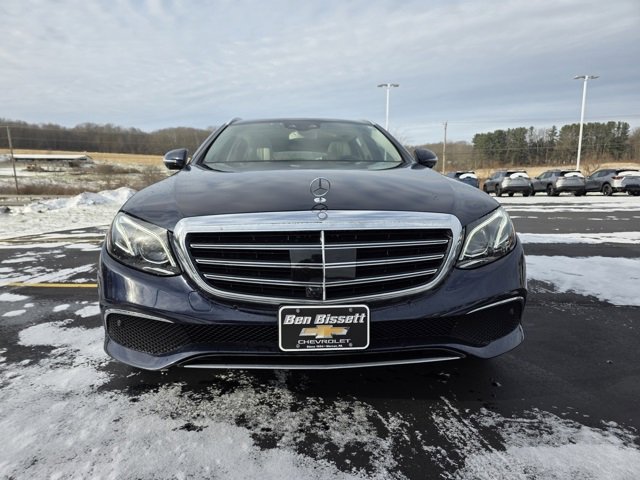 Used 2017 Mercedes-Benz E 400 4MATIC Wagon image 6