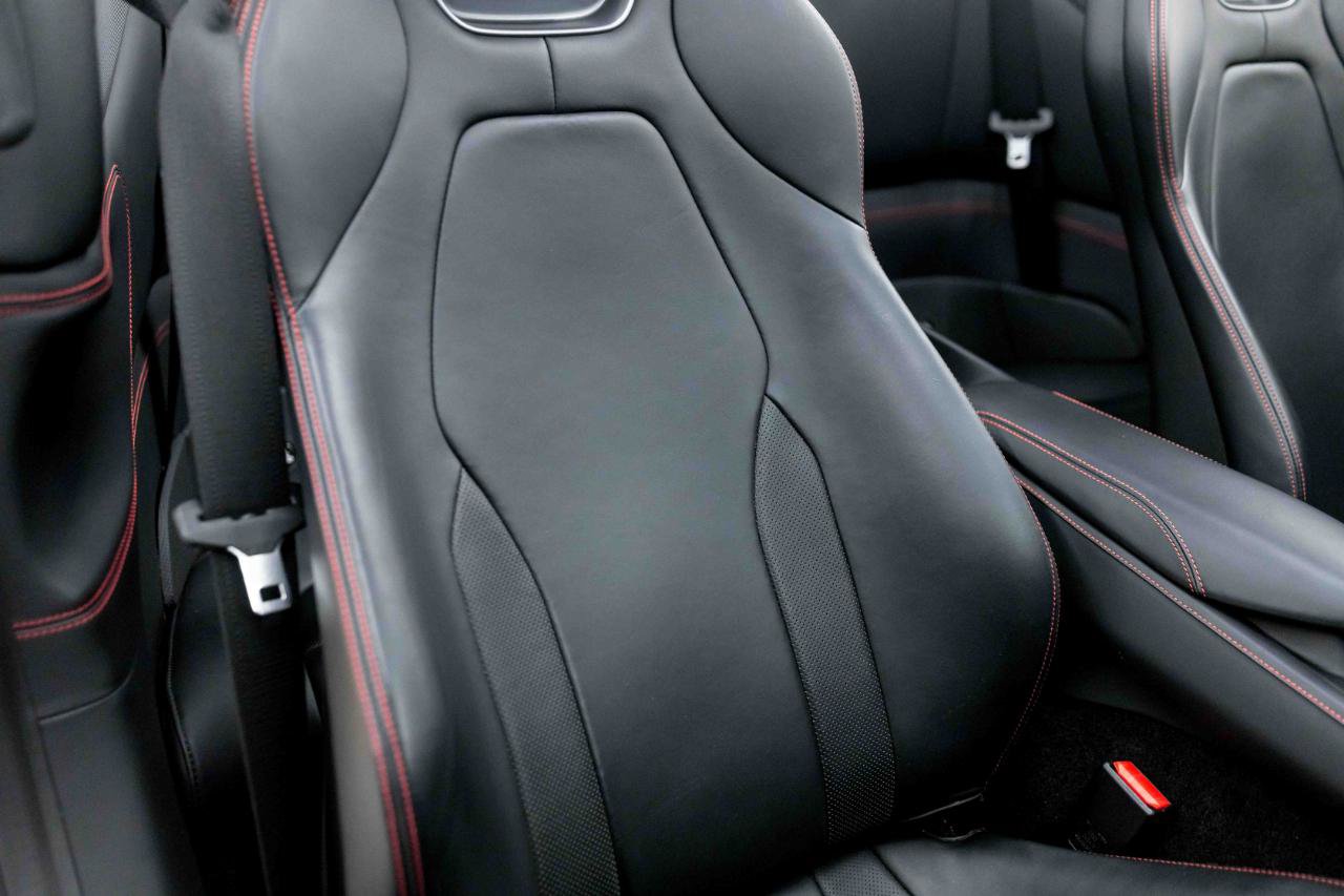 Used 2019 Ferrari Portofino RWD image 75