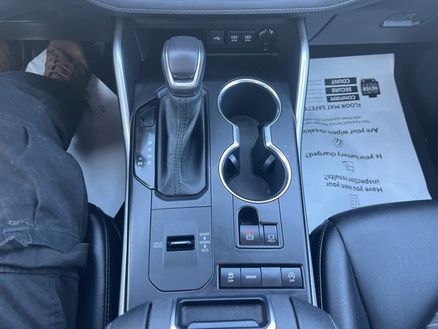 Used 2021 Toyota Highlander XSE image 16