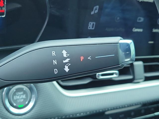 New 2026 Chevrolet Equinox LT w/ Convenience Package II image 16