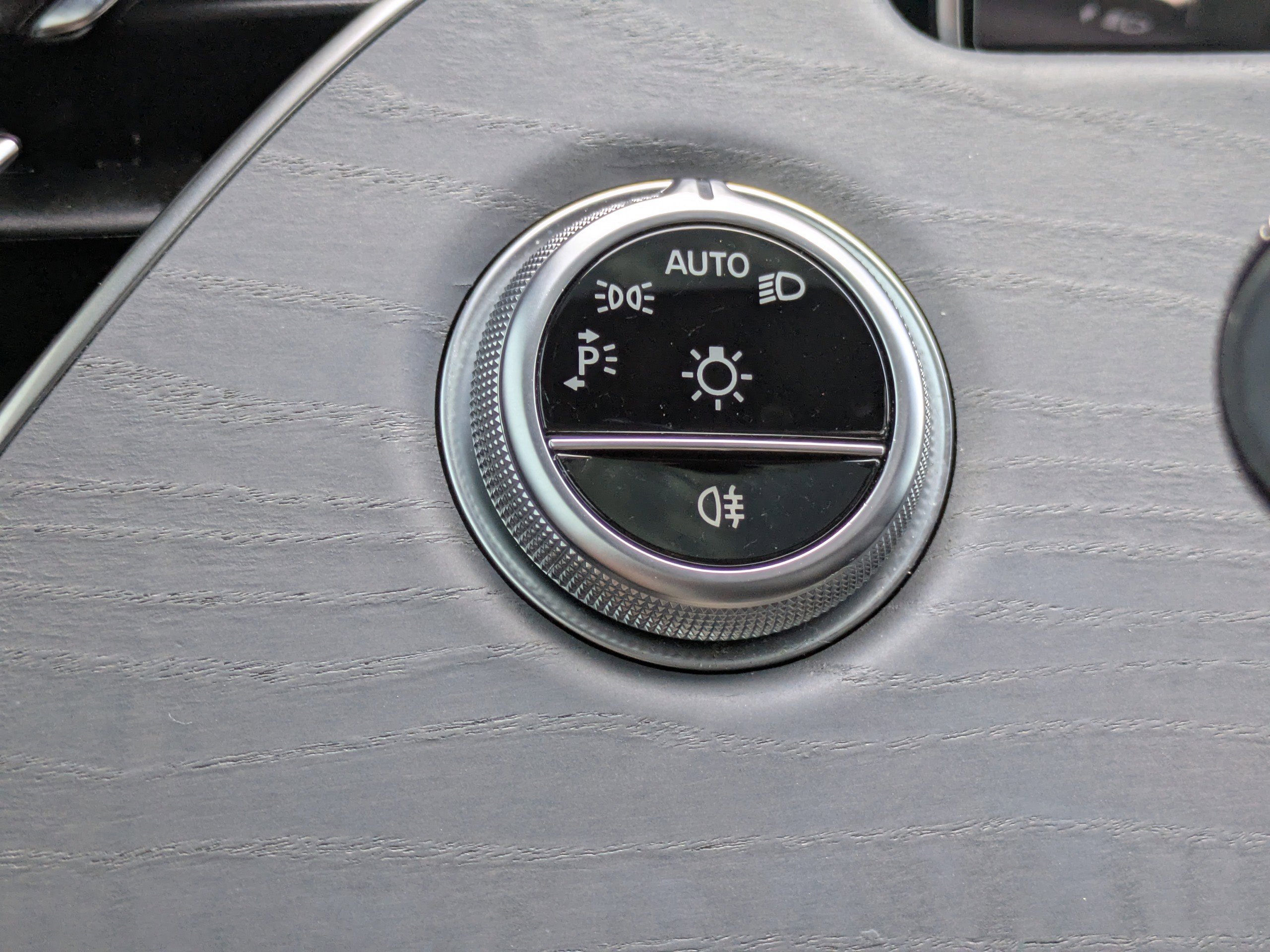 Certified 2025 Mercedes-Benz E 53 AMG e 4MATIC Sedan image 27