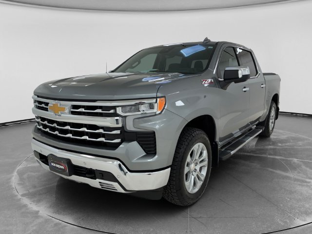 Used 2025 Chevrolet Silverado 1500 LTZ AWD/4WD image 7