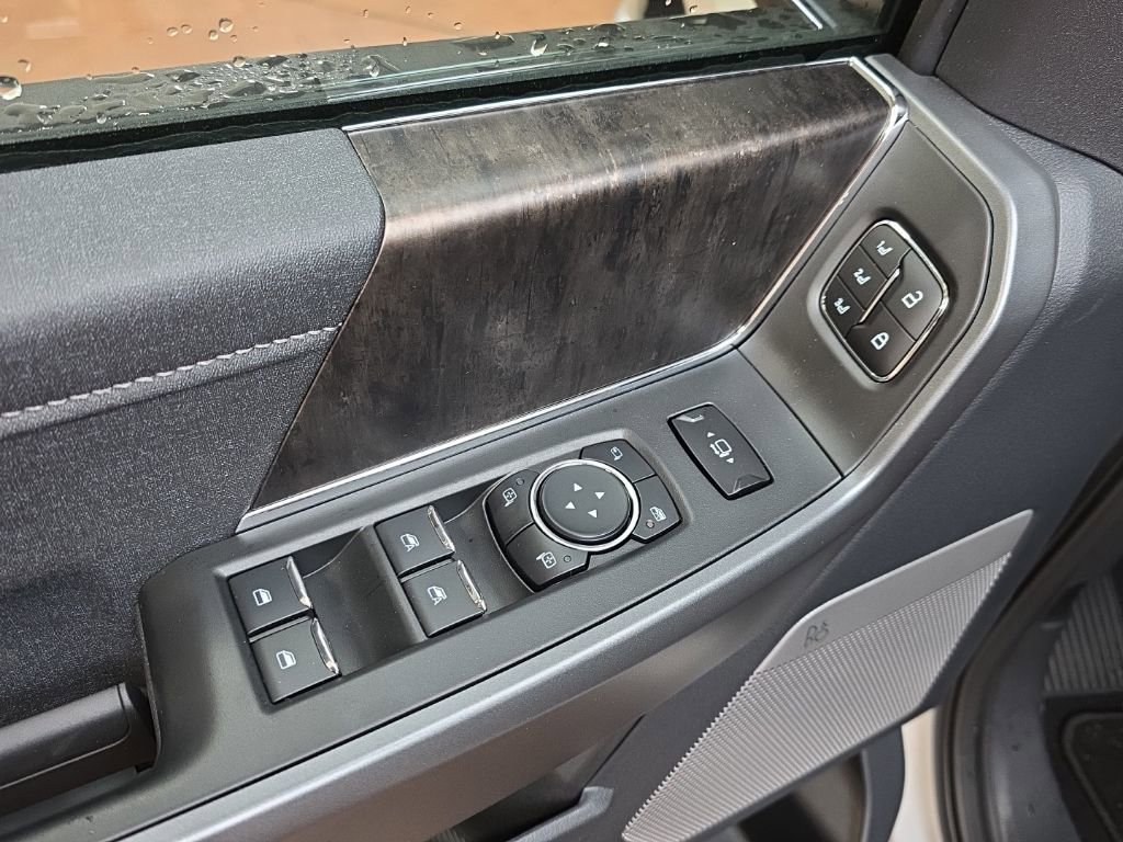 New 2026 Ford F350 Lariat image 24