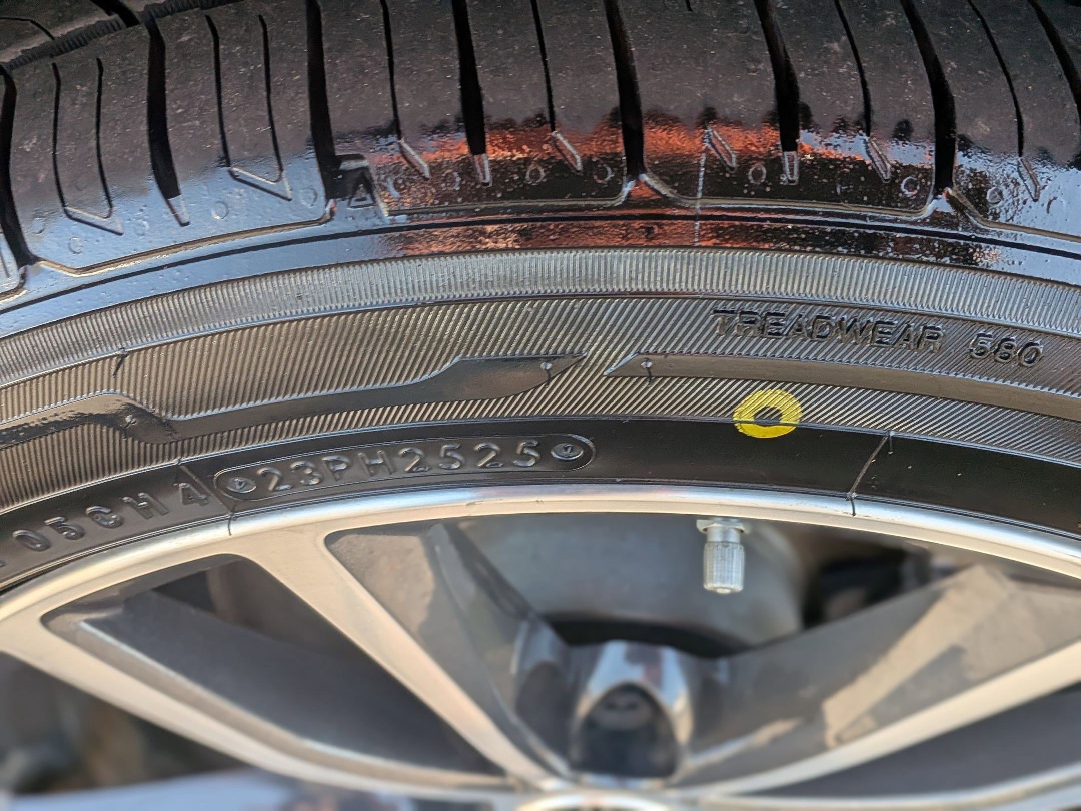 Used 2018 BMW 230i Coupe image 11