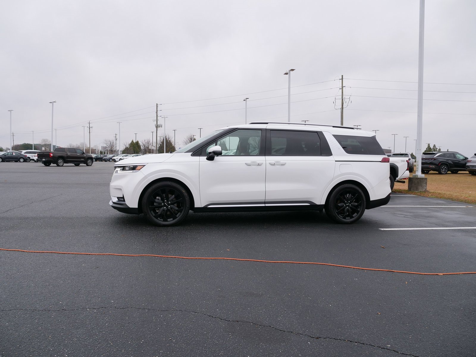 Used 2022 Kia Carnival SX Prestige image 7