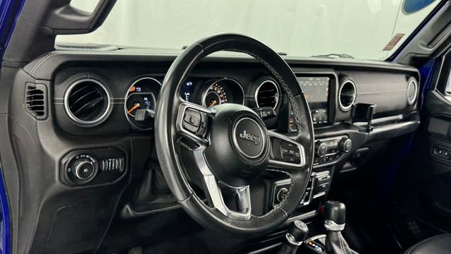 Used 2019 Jeep Wrangler Unlimited Sahara AWD/4WD image 35