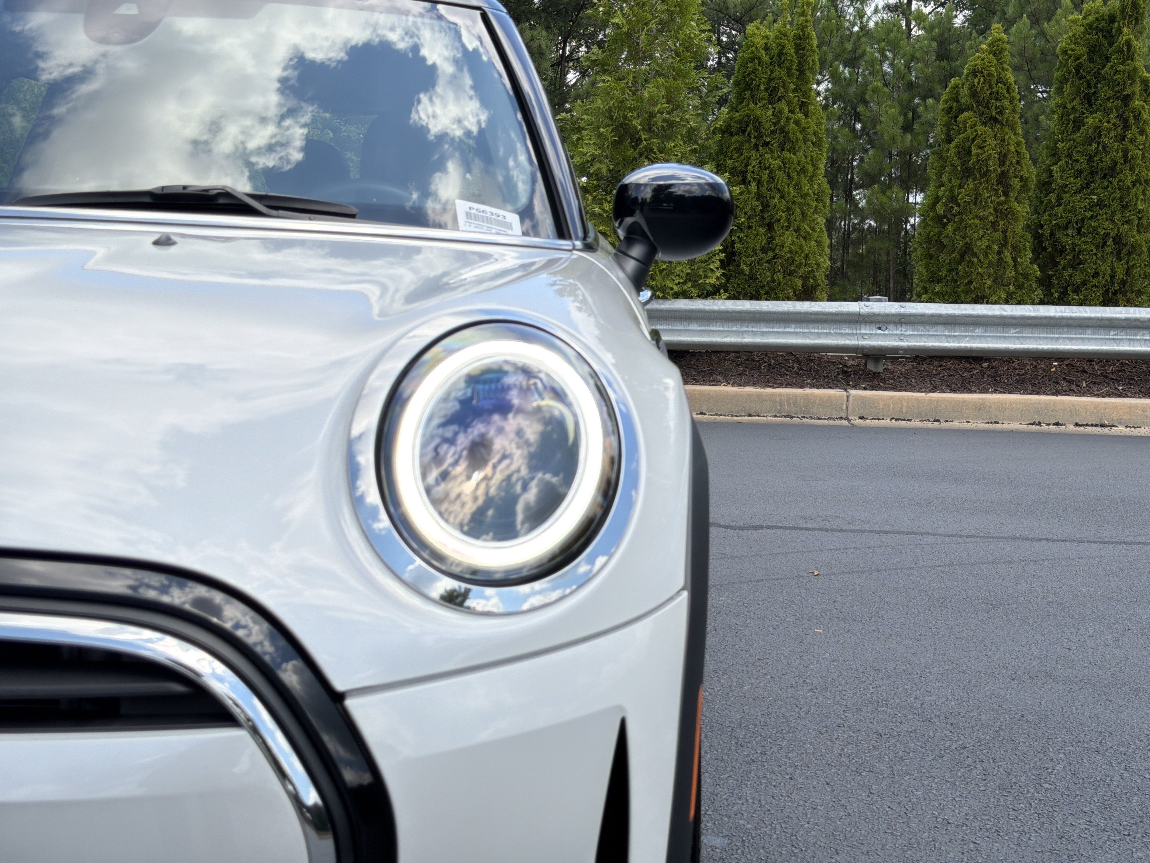 Used 2024 MINI Cooper 4-Door Hardtop FWD image 43