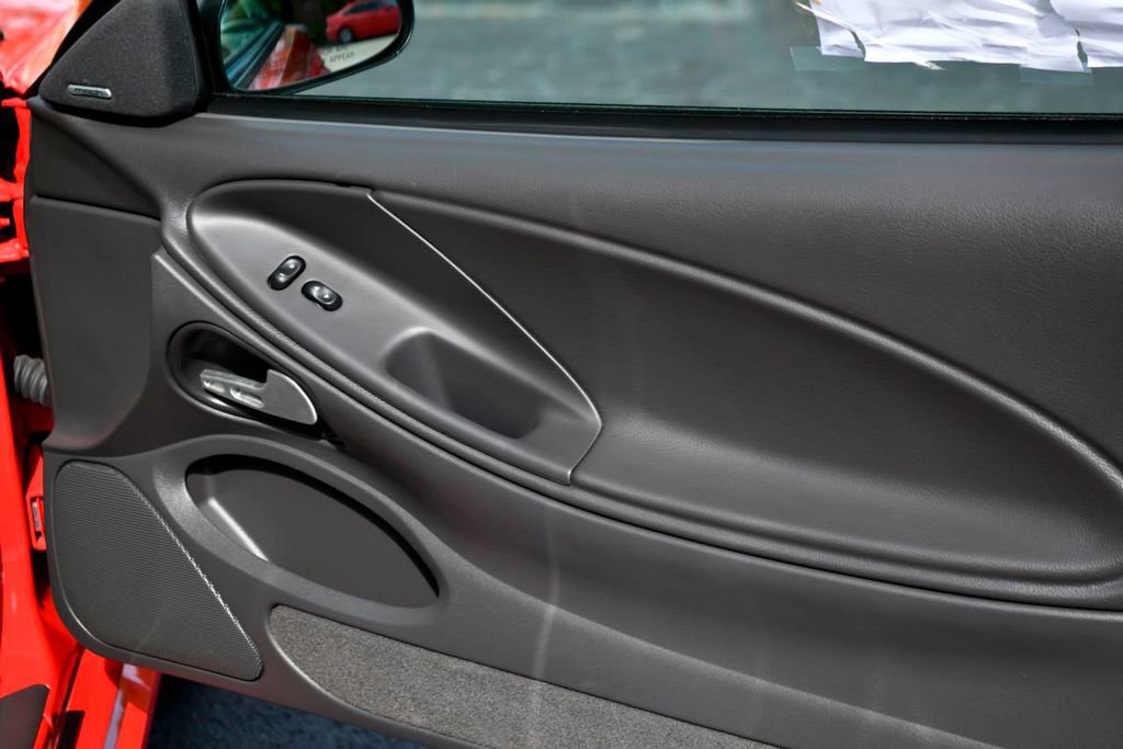 Used 2003 Ford Mustang Mach 1 RWD image 41