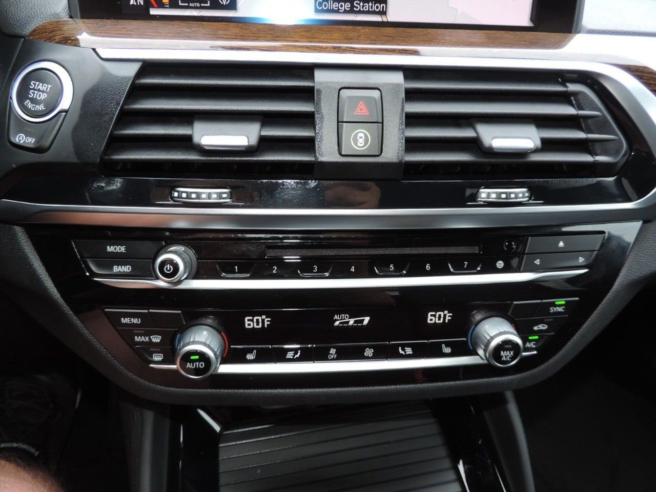 Used 2019 BMW X4 xDrive30i w/ Convenience Package image 25