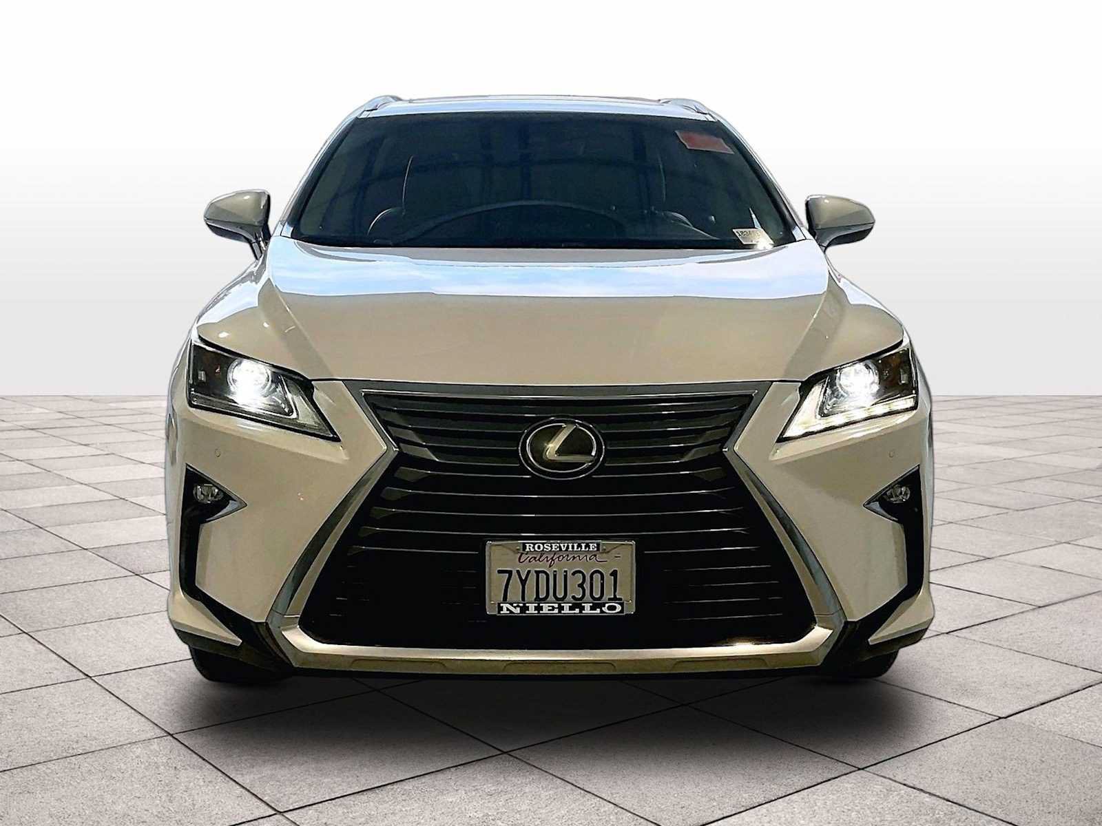 Used 2017 Lexus RX 350 FWD w/ Premium Package image 3