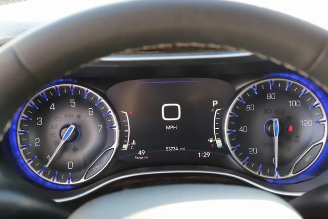 Used 2024 Chrysler Pacifica Limited FWD image 28
