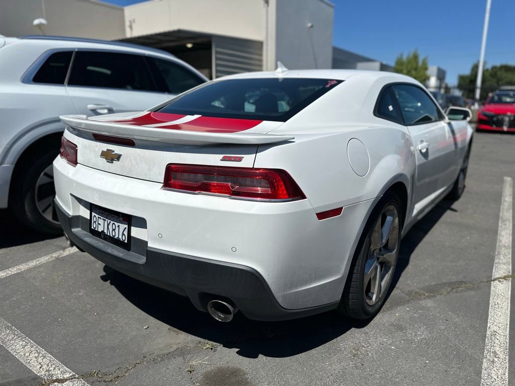 Used 2015 Chevrolet Camaro SS w/ RS Package RWD image 5
