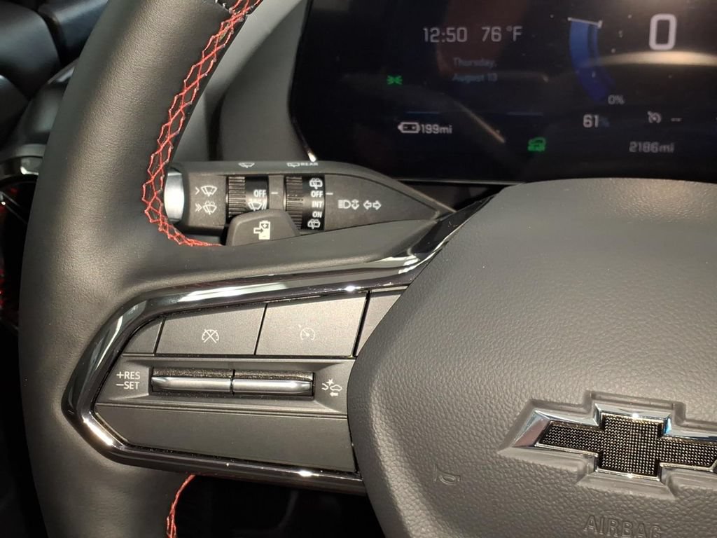 Used 2026 Chevrolet Equinox EV RS FWD image 21