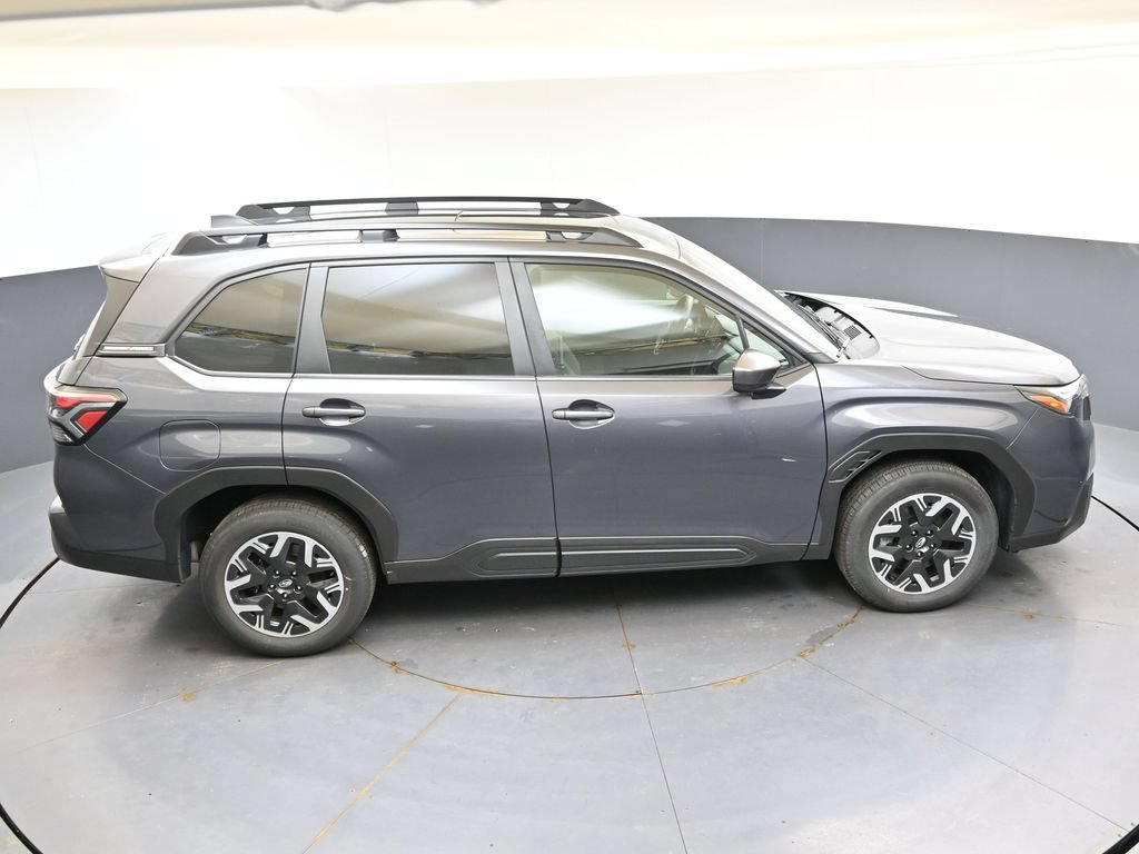 Certified 2025 Subaru Forester Premium AWD/4WD image 42